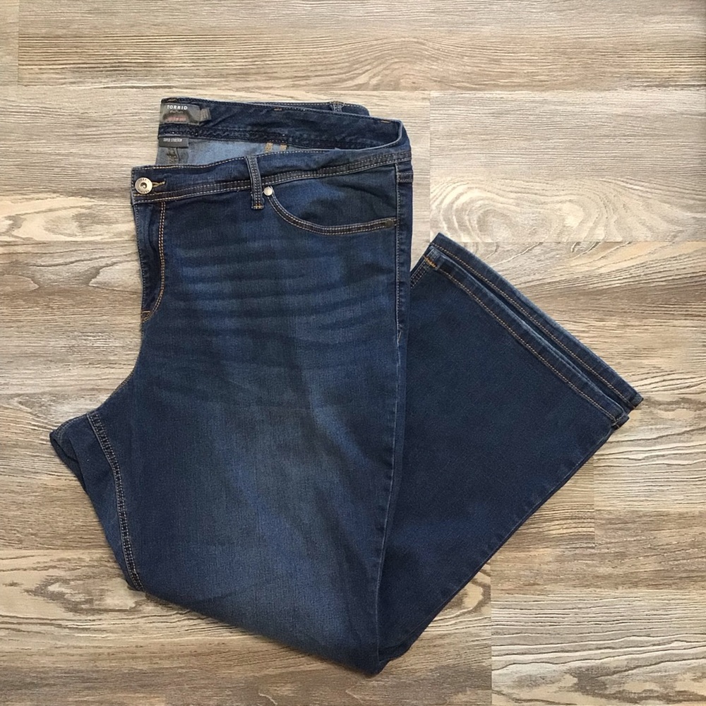 TORRID Luxe Slim Boot High Rise Super Stretch Medium Rinse Jeans 26